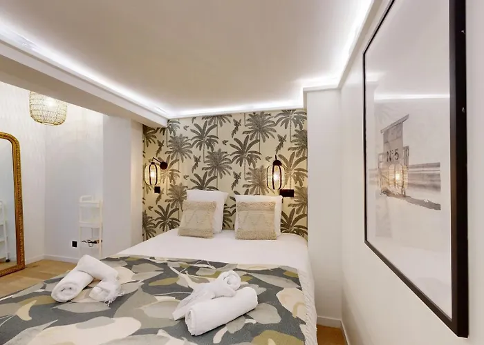 506 Cadet - Superb In باريس