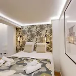506 Cadet - Superb In Paris
